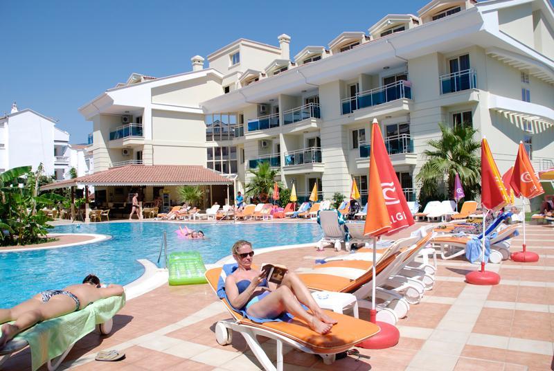 مرمريس Verona Apartments المظهر الخارجي الصورة