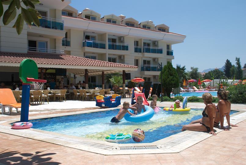مرمريس Verona Apartments المظهر الخارجي الصورة